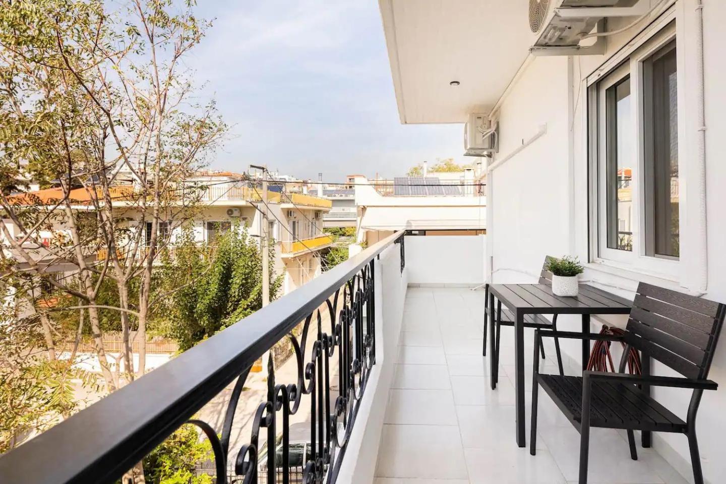 Boutique Studios Near Airport 帕利尼 外观 照片