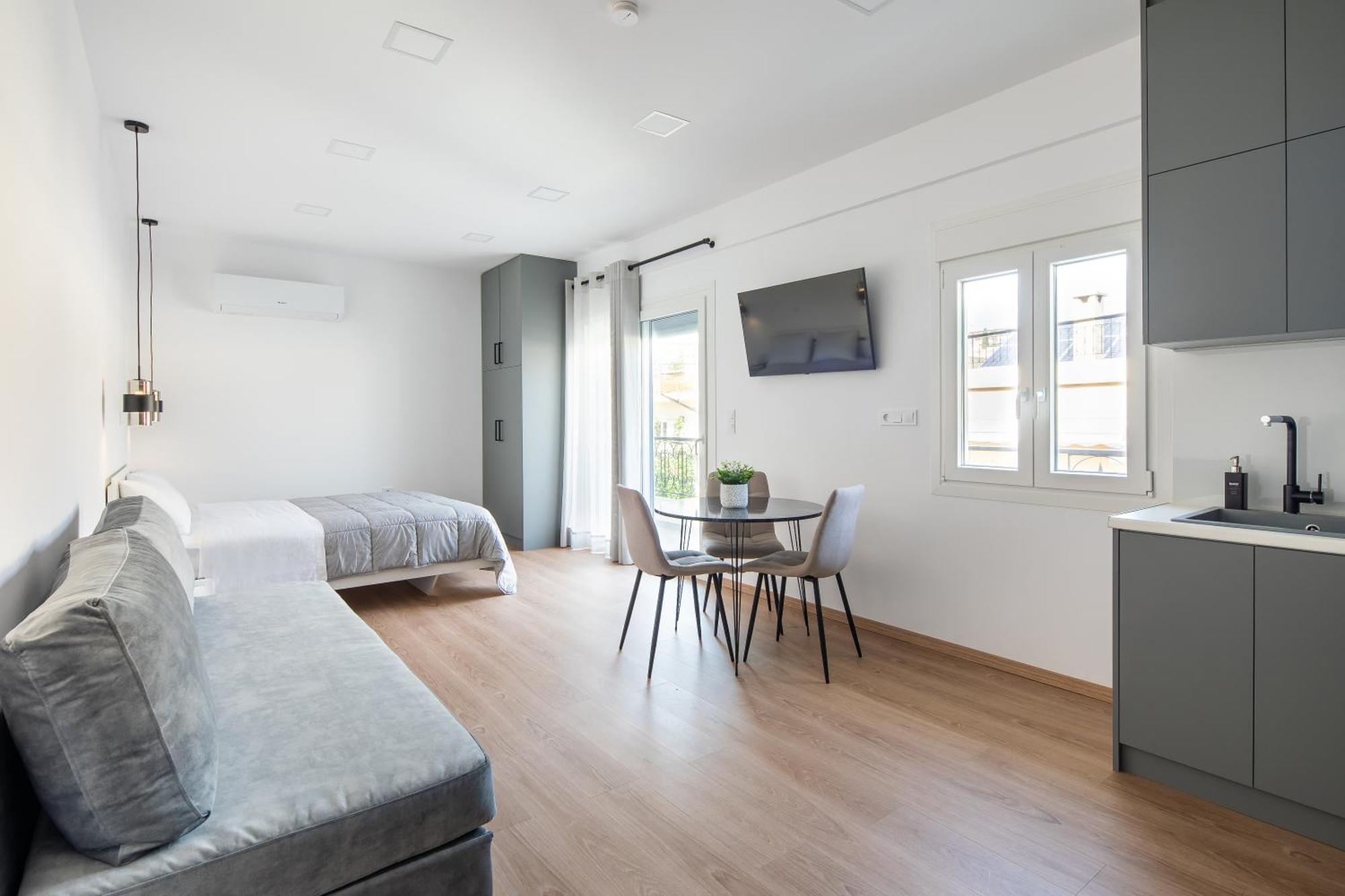 Boutique Studios Near Airport 帕利尼 外观 照片