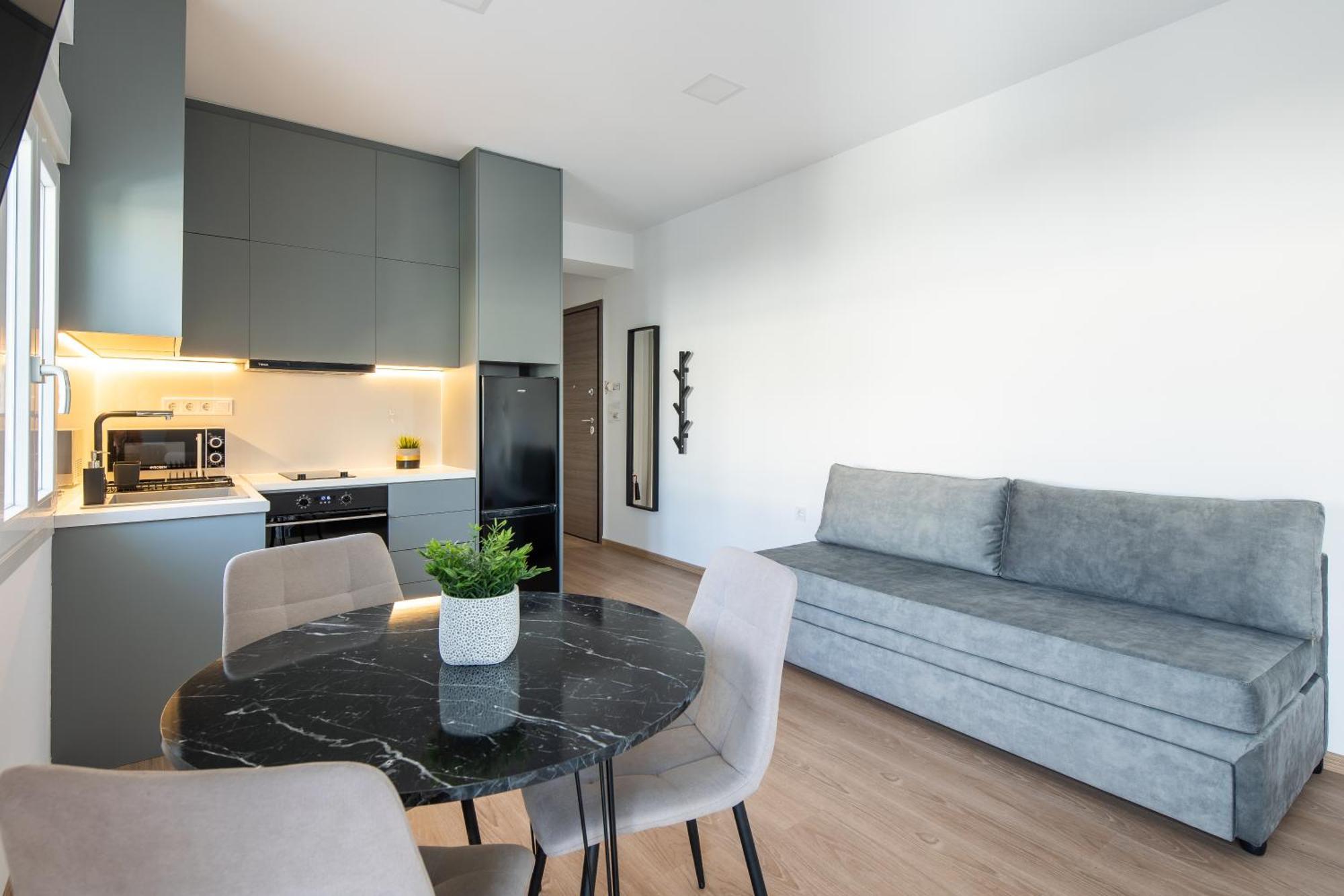 Boutique Studios Near Airport 帕利尼 外观 照片