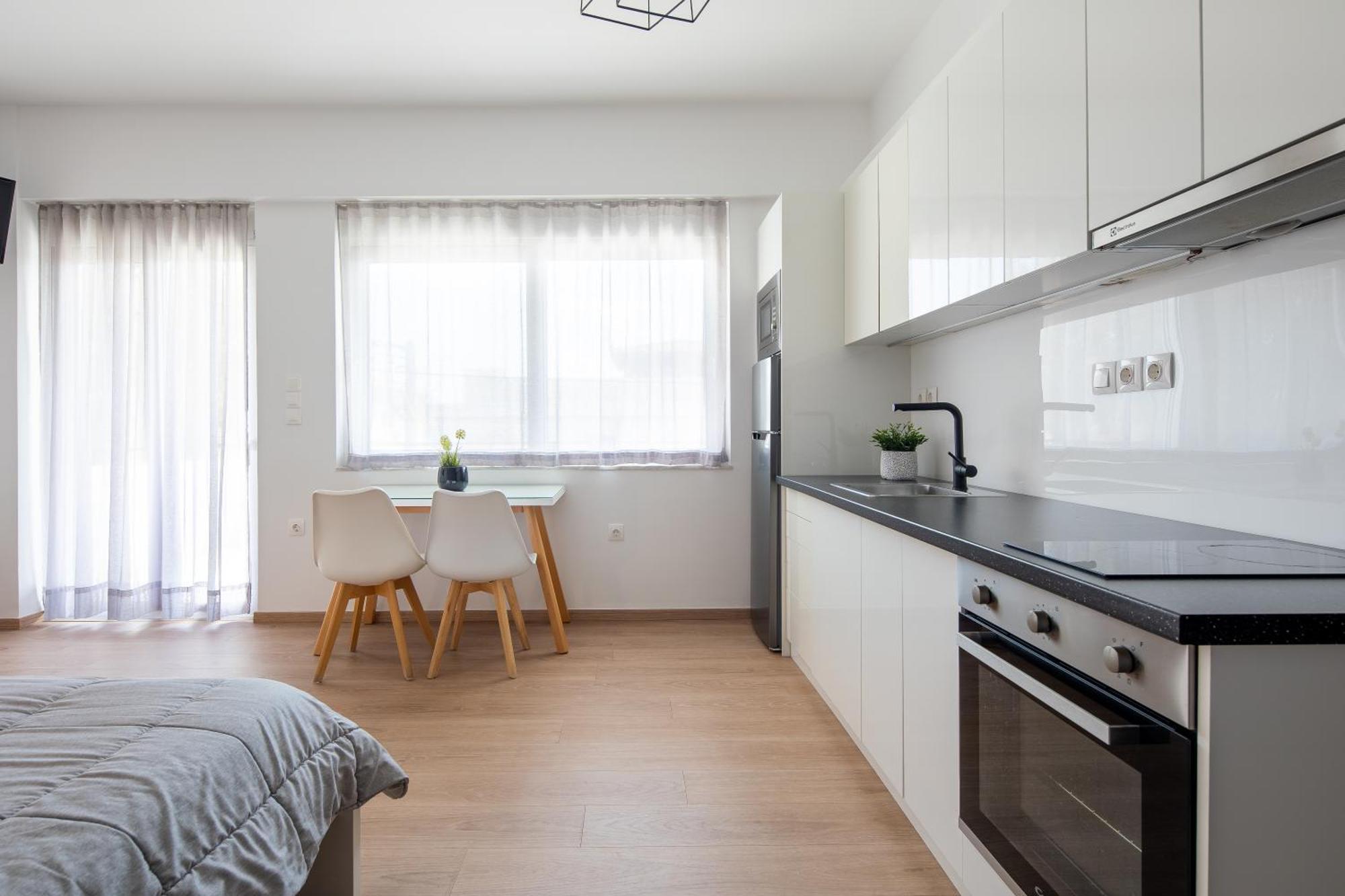Boutique Studios Near Airport 帕利尼 外观 照片