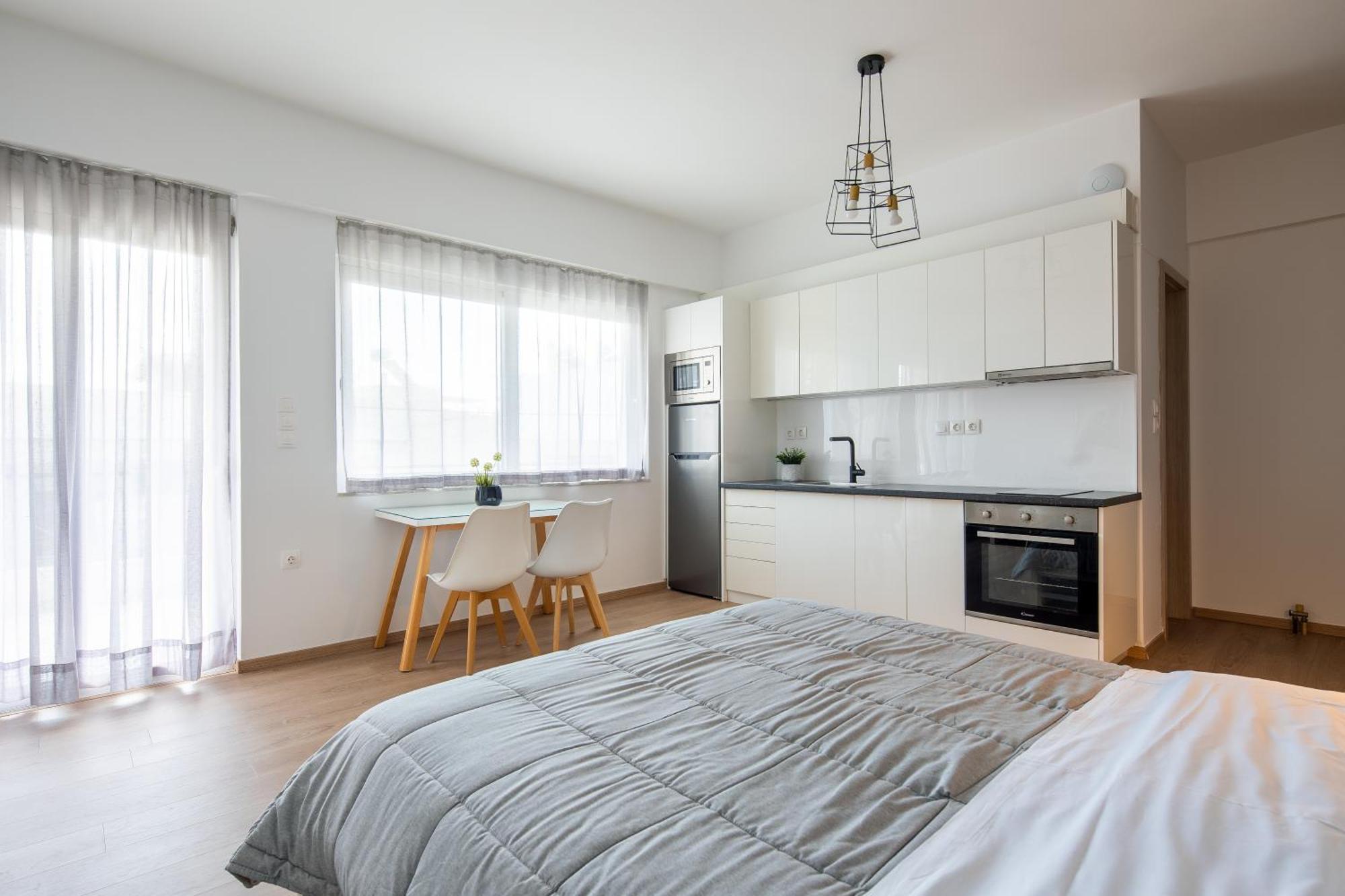 Boutique Studios Near Airport 帕利尼 外观 照片